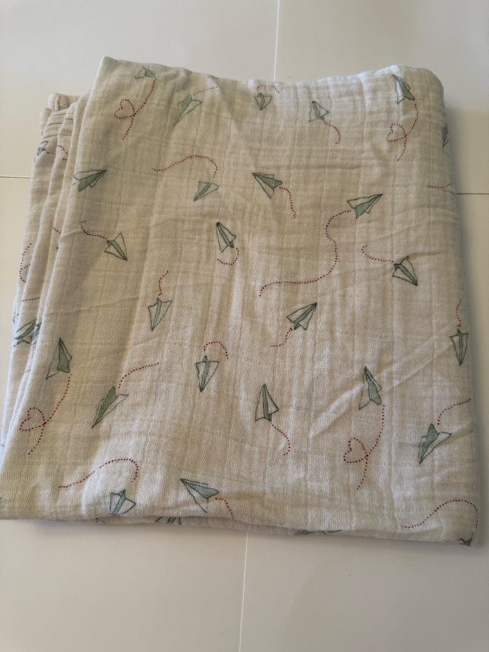 Aden + Anais Muslin Swaddle Blanket with Paper Airplane Print - Cream & Green